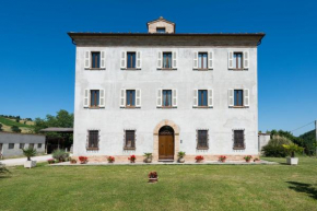 Hotels in Santa Vittoria In Matenano
